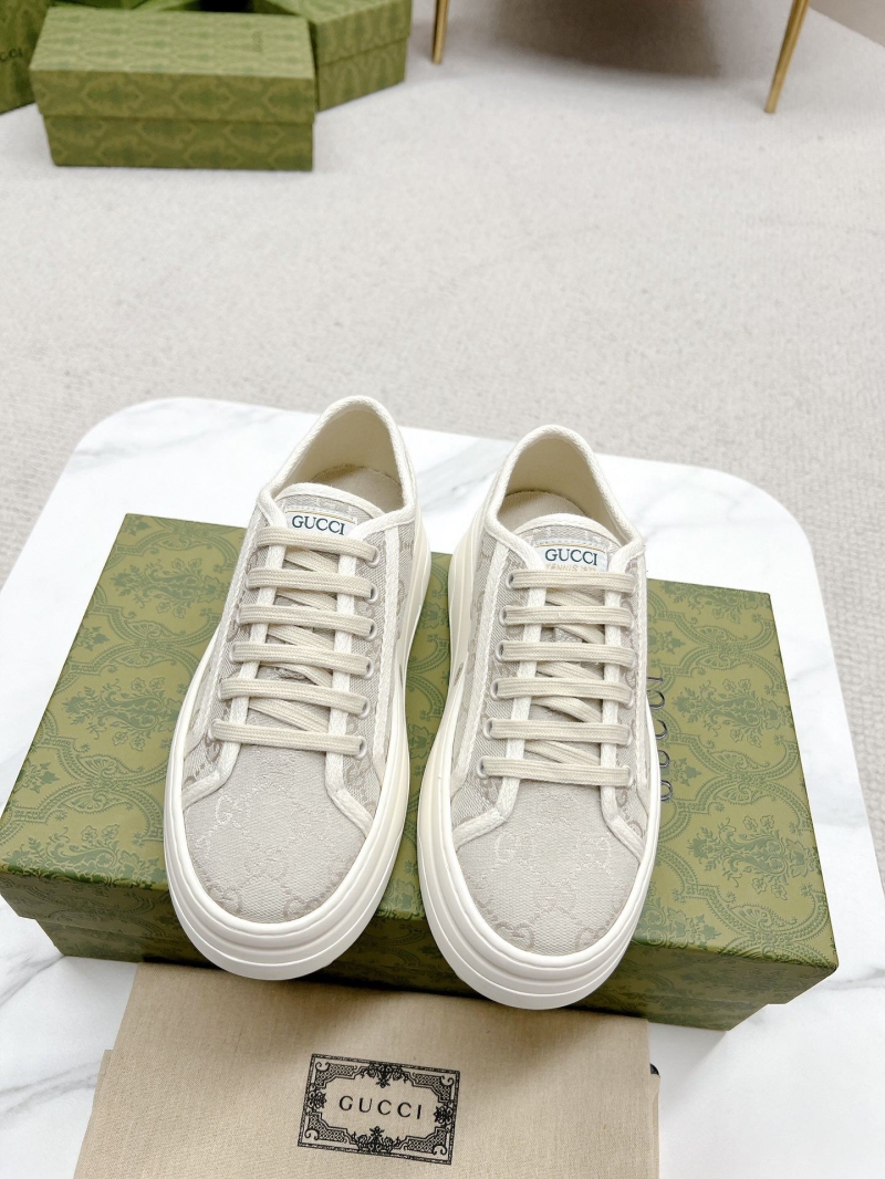 Gucci Casual Shoes